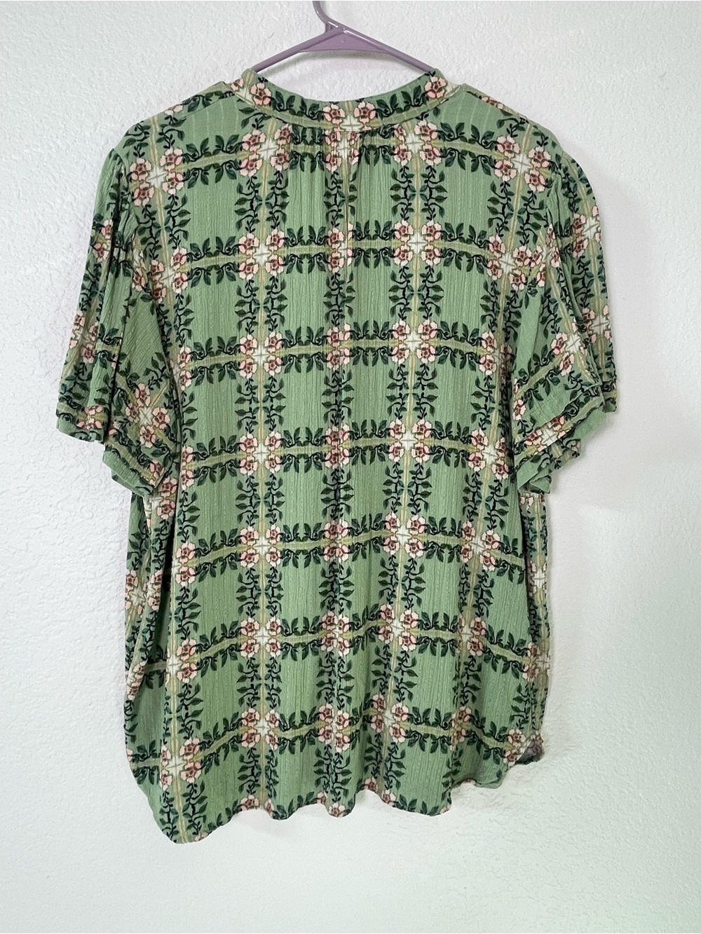 LOFT Green Floral Viscose Split Neck Blouse Size L - Picture 2 of 6